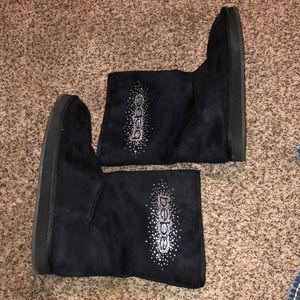 Bebe short cut boots